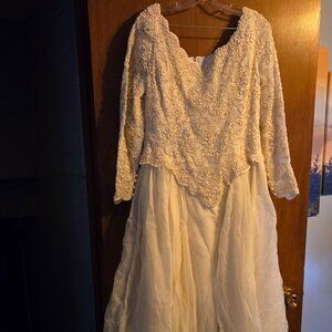 Ivory floor length wedding dress